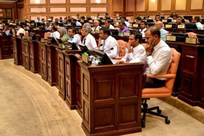 11 މެމްބަރުންގެ ކޮމިޓީ އަކުން ސަރުކާރުގެ ޓެރަރިޒަމް ސިޔާސަތު ދިރާސާކުރަން ނިންމައިފި