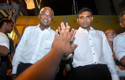 އިންޑިއާ އިން އިބޫ އަށް މަރުހަބާ ކިޔައިފި