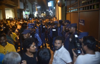 ސިޔާސީ އިދިކޮޅު ބޭފުޅުން މިނިވަންކުރުން: މަހްލޫފް ވެސް ދޫކޮށްލައިފި