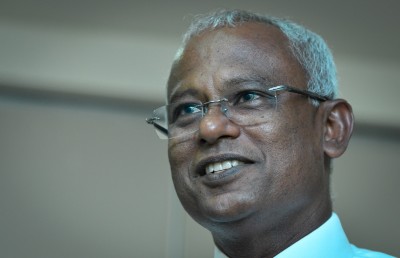 އިންތިޒާރު މި ކުރަނީ ރައީސް ޔާމީންގެ ފޯނު ކޯލަކަށް: އިބޫ