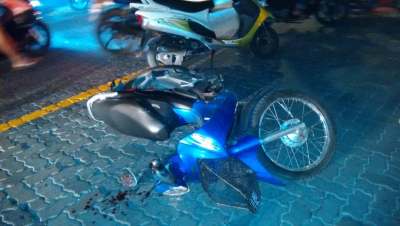 ލައިސެންސް ނެތި ދުއްވި ސައިކަލެއް އެކްސިޑެންޓުވެ ދެ މީހަކު ޒަހަމްވެއްޖެ