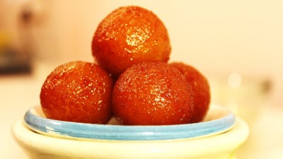 ސަން ބަދިގެ: ގުލާބު ޖާމުން