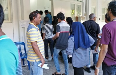 އިންތިޚާބު މޮނިޓަކުރަން އަންނަ ބޭރުގެ ނޫސްވެރިންނަށް ވިސާ ނުލިބިގެން ޝަކުވާކުރަނީ