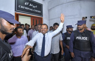 ރިޔާޒާއި ސިނާނާއި އިލްހާމްގެ އިތުރުން ކުރީގެ ސީޕީ އަރީފް މިނިވަންކޮށްފި