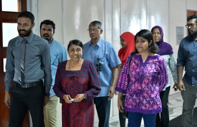 މައުމޫން ގެއަށް ބަދަލުކުރުމަށް ހުރަސްއަޅާތީ، ކަރެކްޝަނަލް ސާވިސްގެ ވެރިޔާގެ މައްސަލަ ފުލުހަށް