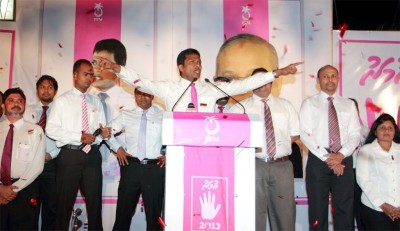 "މައުމޫން ހުރިއްޔާ އުންމީދެއް އޮންނާނެ"