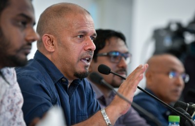 އިންތިޚާބާ ގުޅިގެން އެންމެ ބޮޑު ހިތްހަމަޖެހުމެއް އީސީގެ މެމްބަރުންނަށް!
