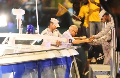 މައުމޫނާއި ކުރީގެ ދެ ފަނޑިޔާރުންނާ މެދު ގޮތެއް ނިންމުން ފަސްކޮށްފި