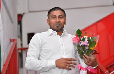 މަޖިލީހުގެ އިދިކޮޅު މެމްބަރުންނާ އިބޫ ބައްދަލުކުރައްވައިފި