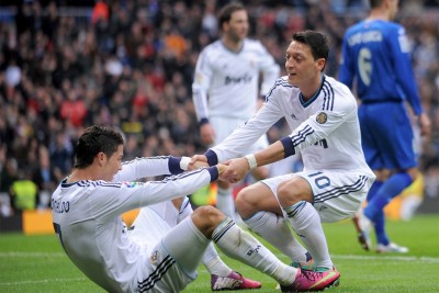 ރޮނާލްޑޯ ފަދައިން އަހަރެންގެ ވެސް އަޒުމެއް ނުގުޑާނެ: އޮޒިލް