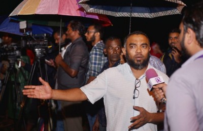 އިންތިޚާބު ބާތިލްކޮށް، ދެފުށް ފެންނަ އިންތިޚާބަކަށް ދާން ޖެހޭ: އަލީ އާރިފް