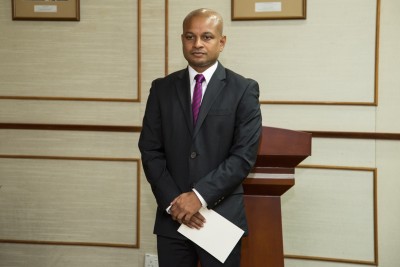 ޕީޕީއެމްގެ ހުރިހާ ވައިބާ ގްރޫޕްތަކުން ފާރިސް މައުމޫން ބޭރުކޮށްލައިފި