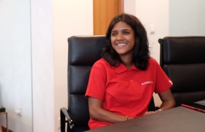 ޝައްފާންގެ "އަހުރެން": ހަގީގަތަކަށް ވި ކުރެހުން