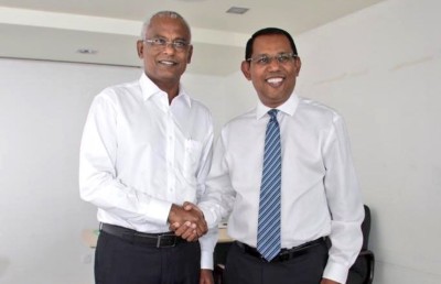ފޮރިން ސެކްރެޓަރީ، އިބޫއާ ބައްދަލު ކުރައްވައިފި