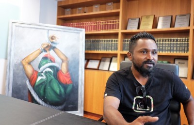 ޝައްފާންގެ "އަހުރެން": ހަގީގަތަކަށް ވި ކުރެހުން