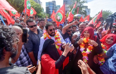 ރައްޔިތުން ޝައްކު ނުކުރައްވާ، ރައީސް ކަމުގެ ހުވާ ކުރައްވާނީ އިބޫ: ގާސިމް