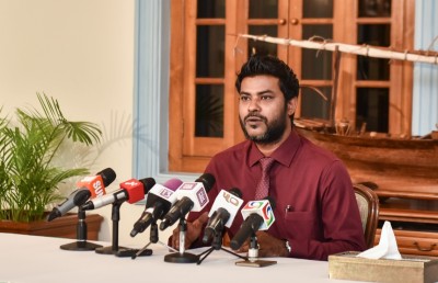 ރައީސް އޮފީހުގެ ތަރުޖަމާނަށް މަރުގެ އިންޒާރު ދިން މައްސަލަ ފުލުހަށް