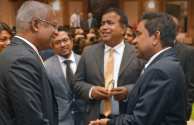 ރައީސް ޔާމީނާ އެކު ގާނޫނާ ޚިލާފު "ޑީލަކަށް" ނުދާނަން: އިބޫ