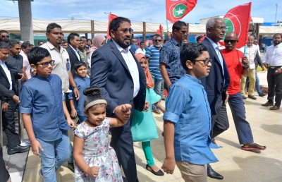 ރައްޔިތުން ޝައްކު ނުކުރައްވާ، ރައީސް ކަމުގެ ހުވާ ކުރައްވާނީ އިބޫ: ގާސިމް