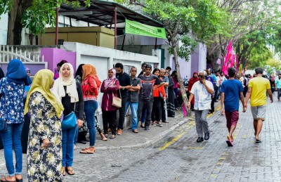 މިފަހަރު ނުކުރަންވީ ކަންތައް: މުވައްޒަފުން ސިޔާސީ ނުކުރައްވާ!