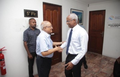 ރައީސް ޔާމީނާ އެކު ގާނޫނާ ޚިލާފު "ޑީލަކަށް" ނުދާނަން: އިބޫ