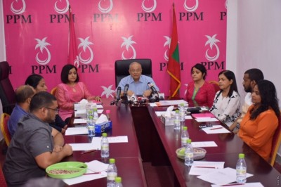 ފާރިސް އާއި ނާދިރާ ވަކިކުރަން ސުލޫކީ ކޮމިޓީން ނިންމީ ސައްހަ ބައްދަލުވުމެއްގައި ނޫން: މައުމޫން