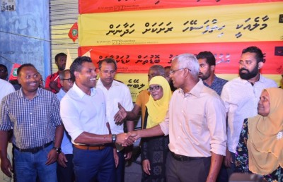 އަތޮޅުތެރޭ ރައީސެއް: ތަފާތުކުރުން މާޒީއަށް!