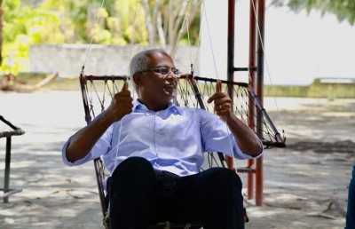 އަތޮޅުތެރޭ ރައީސެއް: ތަފާތުކުރުން މާޒީއަށް!