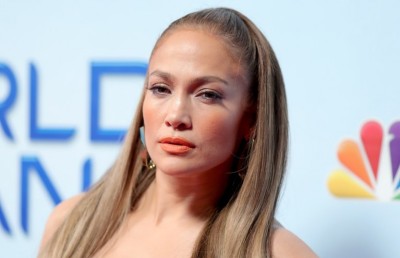 ހޮލީވުޑްގެ ޚަބަރުތައް ކުރުކޮށް