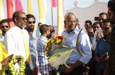 އަތޮޅުތެރޭ ރައީސެއް: ތަފާތުކުރުން މާޒީއަށް!