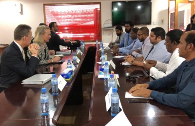 އެމެރިކާގެ އިސް ޑިޕްލޮމެޓް ރާއްޖެ ވަޑައިގެންފި