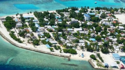 މަޑުއްވަރީގައި ކުޑަކުއްޖަކާ ޖިންސީ ގޯނާ ކުރި ކަމުގެ ތުހުމަތުގައި ފިރިހެނަކާއި އޭނާގެ ދަރި ހައްޔަރުކޮށްފި