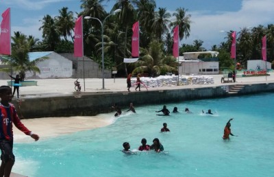 ނެއްލައިދޫ ބަނދަރުގައި "ފިނޮޅެއް"