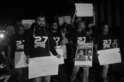 ގާނޫނުއަސާސީގެ މާއްދާ "27 ދިފާއުގައި" ނޫސްވެރިންތަކެއް މުޒާހަރާކޮށްފި