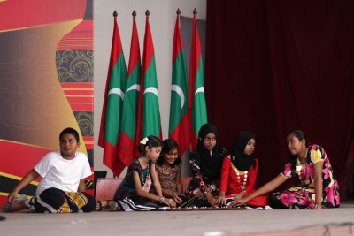 ދިވެހި ވަންތަކަމަށް އަޅާނުލެވި!