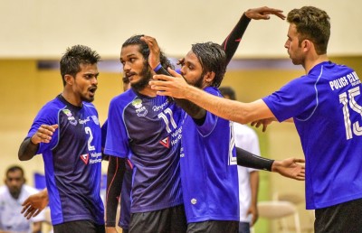 ފޯރިގަދަ މެޗުން މޮޅުވެ ޕޮލިހަށް ރަނގަޅު ފެށުމެއް