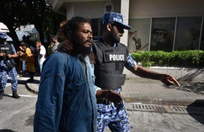 މާދަމާގެ އަޑުއެހުމަށް ވަނުމަށް ނަން ނޯޓުކުރުން ހެނދުނު 8:30-9:45 އަށް
