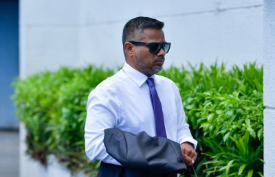 ރައީސް ބަލި ގަބޫލުކުރެއްވީ އިހްތިރާމް ކުރެއްވުމަށް، ހައްގު ދޫކޮށްލެއްވީއެއް ނޫން: ވަކީލް