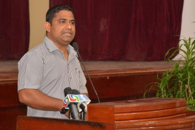 ކޮންމެ މަސައްކަތެއްގެ އަގު ފައިސާއިން އަދާ ނުކުރެވޭނެ: އަޝްރަފް