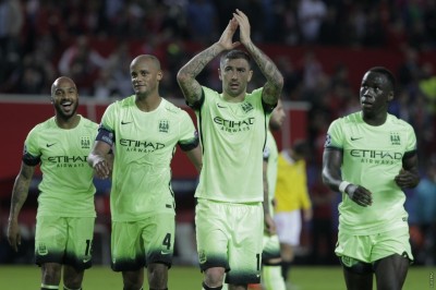 ޗެމްޕިއަންސް ލީގު ޕްލޭ އޮފް ގައި މެންޗަސްޓާ ސިޓީ އިން ރޮމޭނިއާގެ ޗެމްޕިއަނުންނާ ދެކޮޅަށް