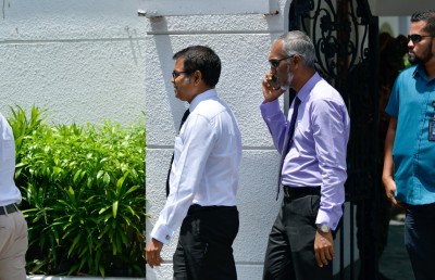 އަނގޮޓި ގެނައީ ޝަރީފް: ވަކީލުން، ސިއްރު ހެއްކާ މެދު ގޮތެއް ނިންމުން މާދަމާ ހެނދުނު