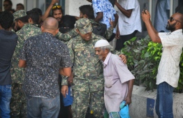 ސުޕްރީމް ކޯޓުގެ ނިންމުމަށް މުޅި ގައުމު އިންތިޒާރުގައި