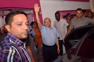 މައުމޫނު ރާއްޖޭން ބޭރަށް، ކައުސިލް ބައްދަލުވުން ނުބާއްވަން ވަނީ އަންގާފައި