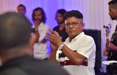 ޔޫއެފްއެސްގެ ފިހާރައިގައި އަބްސީގެ ޝޯތަކެއް ބާއްވަނީ
