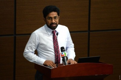ރާއްޖެއަށް ޑިމޮކްރަސީ ގެނައުމަށް އަބުރުގެ ގާނޫނަށް މަރުހަބާ ކިޔަންޖެހޭ: ހޯމް މިނިސްޓަރު