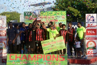 އިމިގްރޭޝަން ބަލިކޮށް، އެސްޓީއޯ އިން ޗެމްޕިއަންކަން ހޯދައިފި