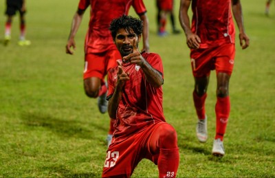 ބޮޑު މޮޅަކާ އެކު ޓީސީން އެއް ވަނައިގައި ލީޑު ދަމަހައްޓައިފި