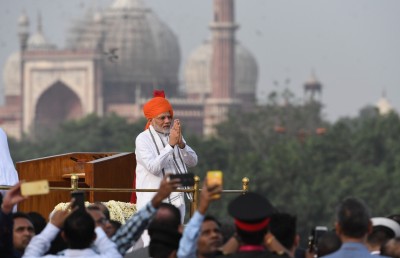 އިންޑިއާގެ ބޮޑުވަޒީރު މޯދީ، ދިވެހި ބަހުން ޓުވީޓެއް ކުރައްވައިފި