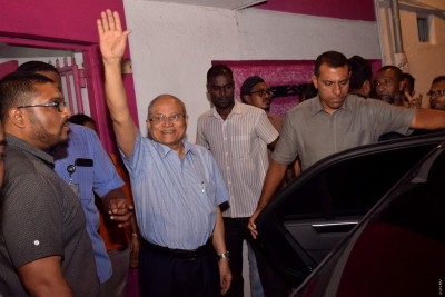 ސިޔާސީ ގޮތުން ކާމިޔާބު ހޯދަން ބިރު ފަހަނައަޅާ ދާން ޖެހޭ: މައުމޫނު