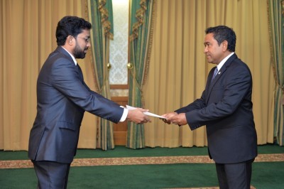 އަޒްލީނަށް ރުހުން ދިނުމުގެ މައްސަލަ ކޮމިޓީއަށް ފޮނުވައިފި